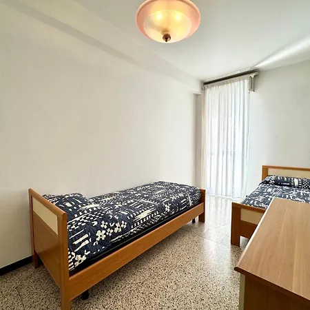 Shopping Center - Carraro Immobiliare - Family Apartment