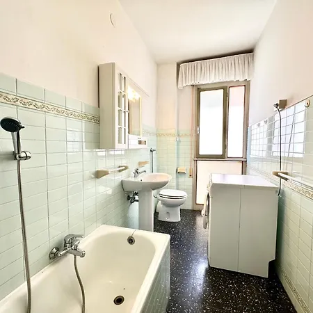Shopping Center - Carraro Immobiliare - Family Apartment *
