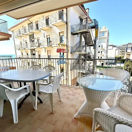 Shopping Center - Carraro Immobiliare - Family Apartment