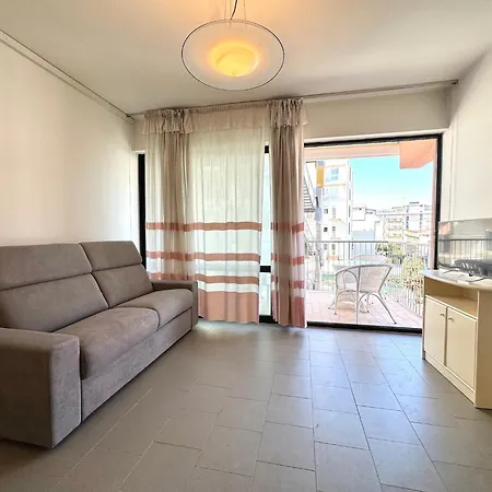Shopping Center - Carraro Immobiliare - Family *