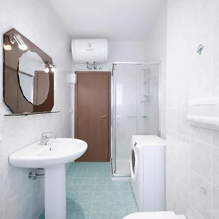 Shopping Center - Carraro Immobiliare - Family Appartement *